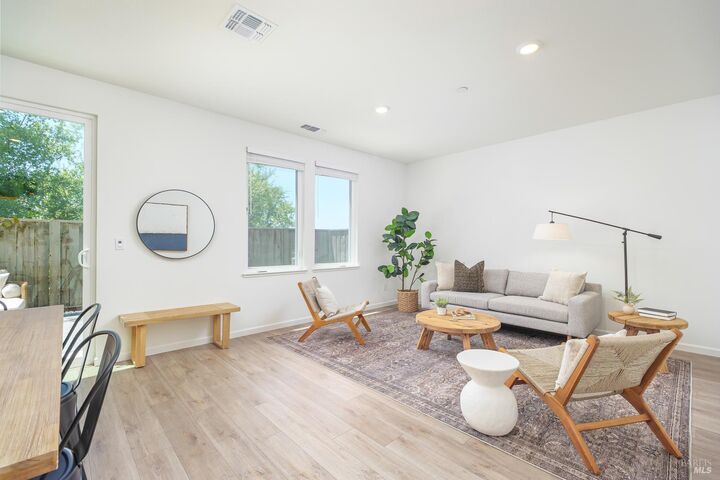 Property Photo: 504 Ruby Street CA 94952