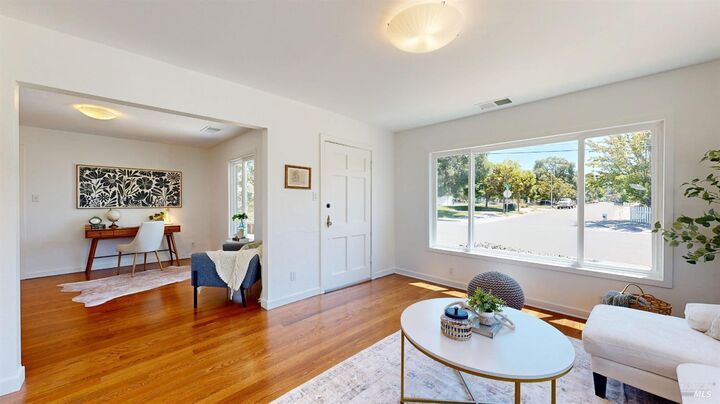 Property Photo:  107 Decker Street  CA 95401 