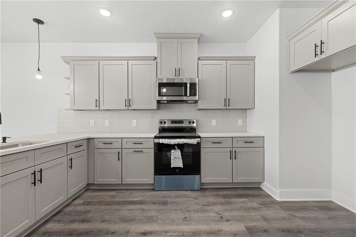 Property Photo: 2162 Big River Street TX 77840
