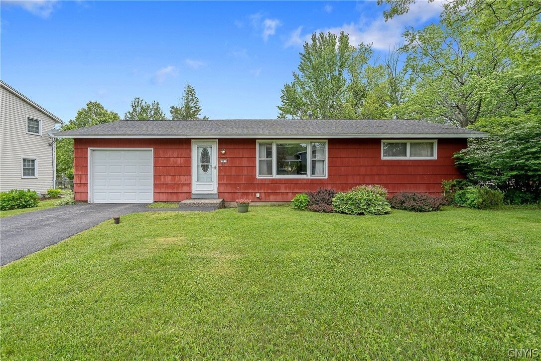 Property Photo:  221 Greentree Drive  NY 13057 