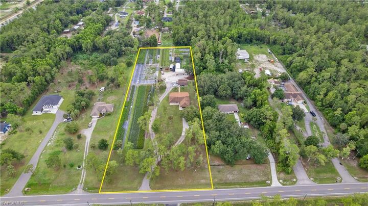Property Photo: 3760 Golden Gate Blvd E FL 34120