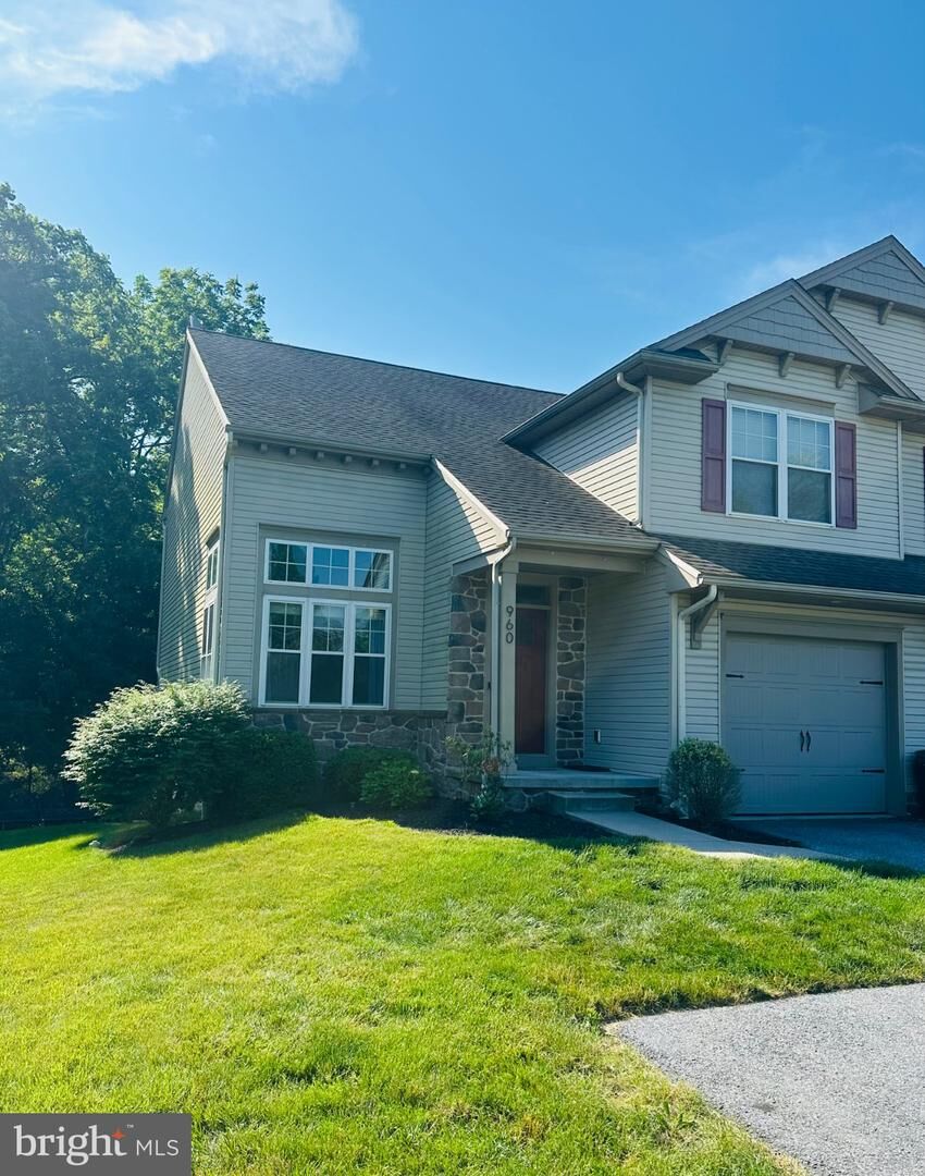 Property Photo: 960 W Bainbridge Street 3 PA 17022