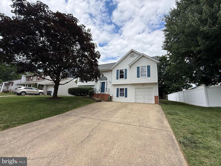 Property Photo: 5085 Tara Drive VA 22407
