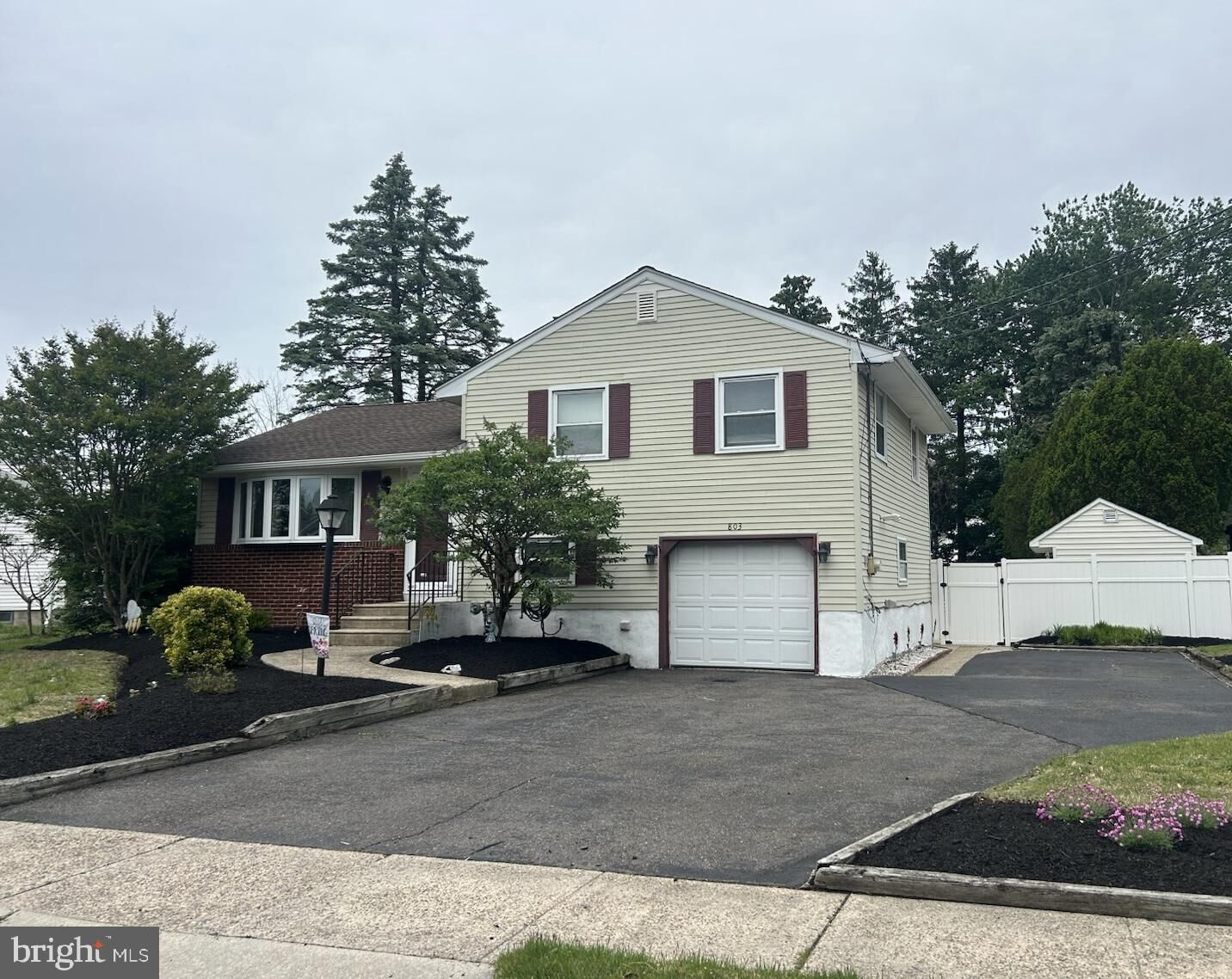 Property Photo: 803 Devon Road NJ 08075