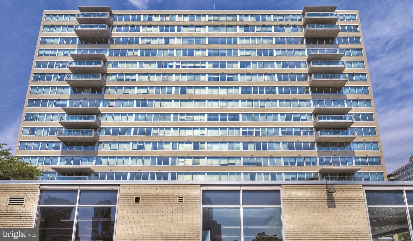 Property Photo: 2200 Benjamin Franklin Parkway E0615 PA 19130