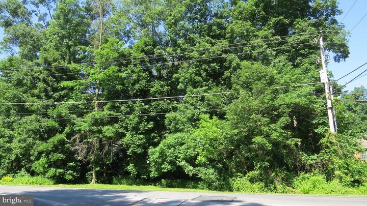 Property Photo:  184 Longstreet Drive  PA 17325 