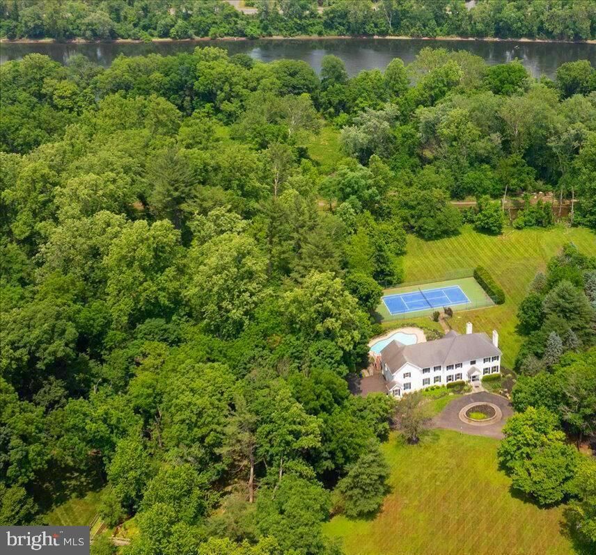 Property Photo:  1558 River Road  PA 18938 