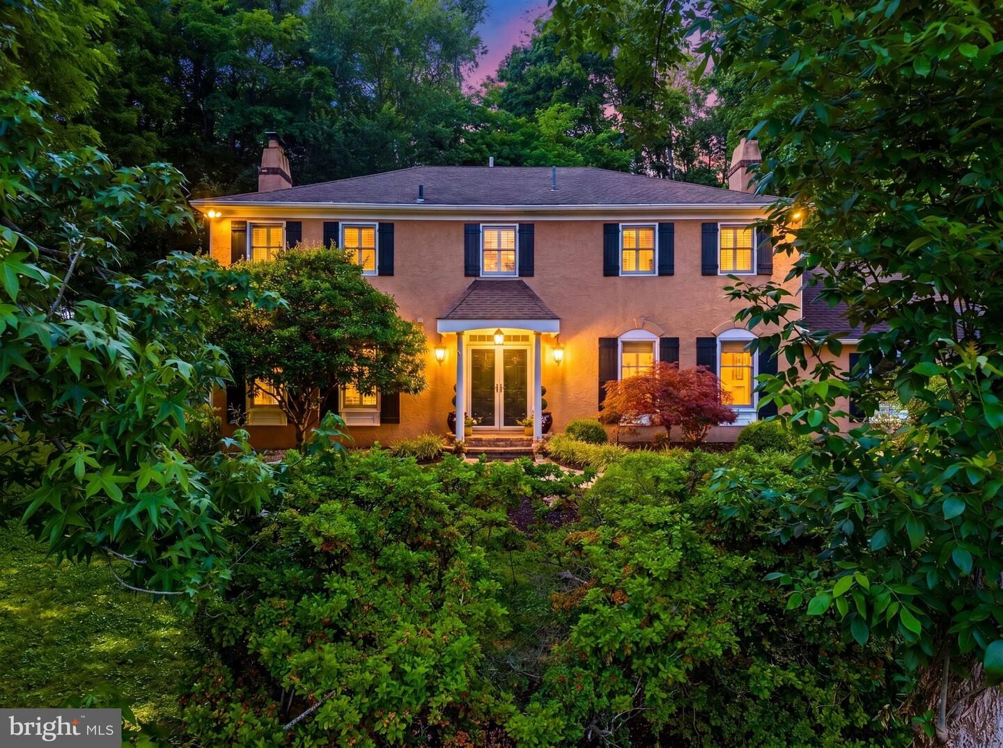 Property Photo:  2047 Stone Ridge Lane  PA 19085 
