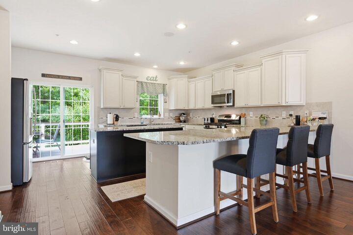 Property Photo:  620 Bracey Drive  MD 21060 
