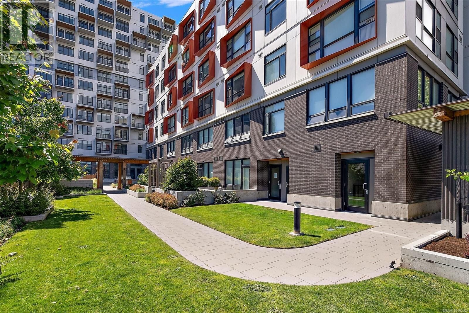 Property Photo: 629 Speed Avenue 412 BC V8Z 1A5