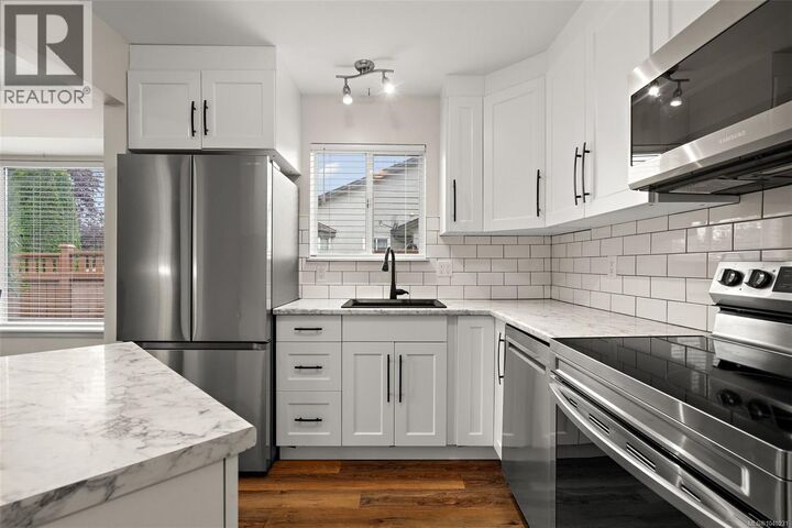 Property Photo: 2070 Amelia Avenue 52 BC V8L 4X6