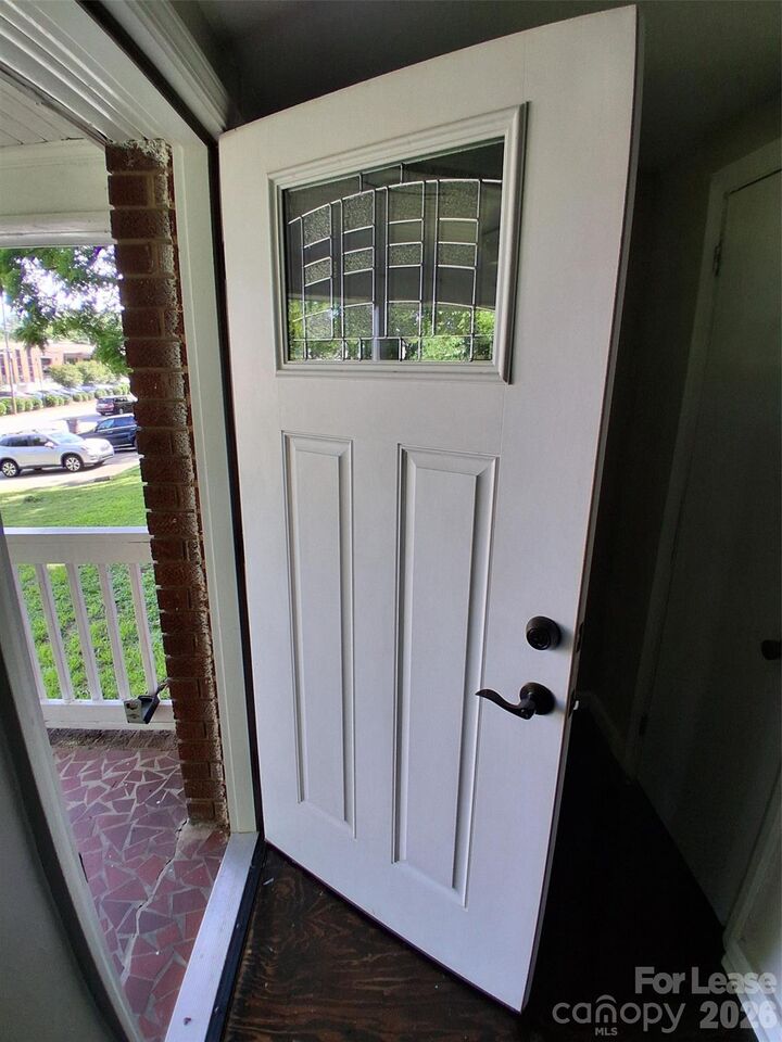 Property Photo: 912 Berryhill Road NC 28208