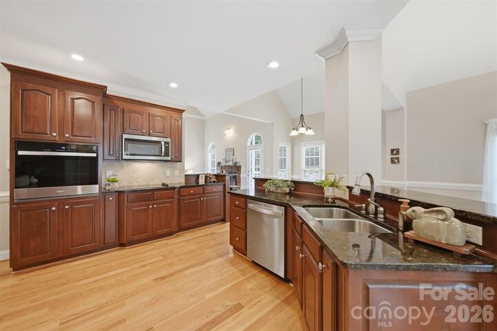Property Photo:  1110 Mayfield Circle NW  NC 28613 