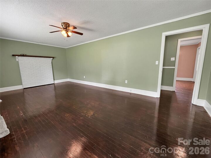 Property Photo:  113 Pinewood Avenue  SC 29325 