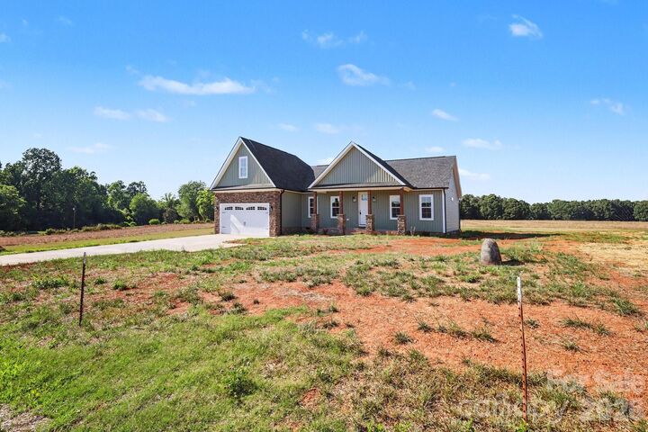 Property Photo: 190 Goodnight Road NC 28147