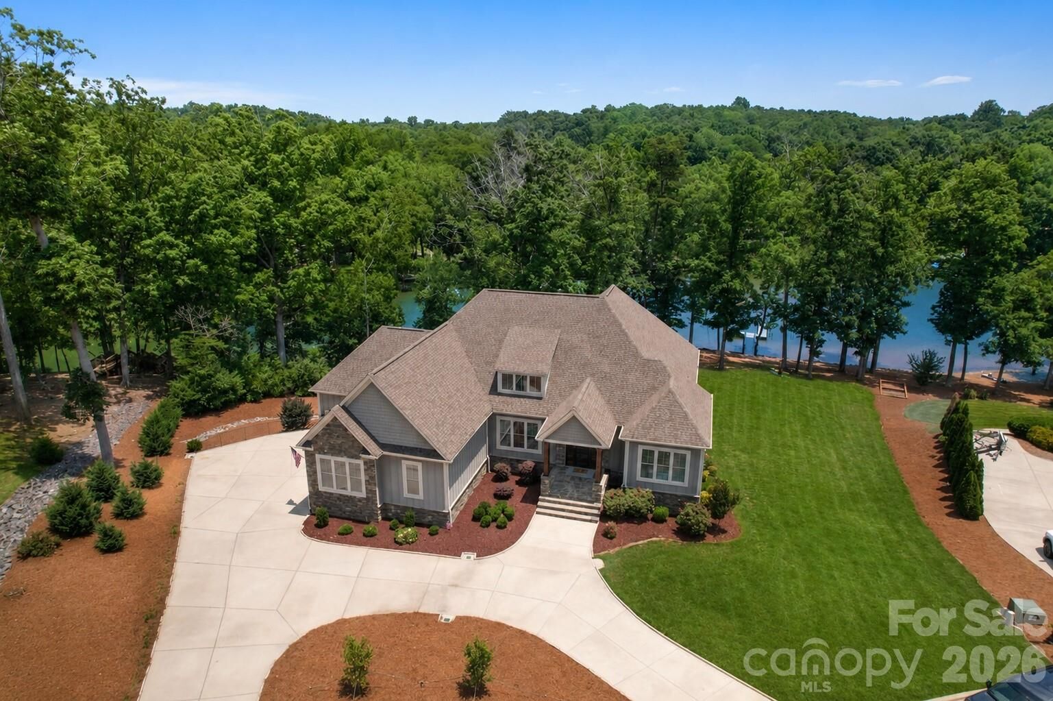 Property Photo: 827 Misty Arbor Ford SC 29710