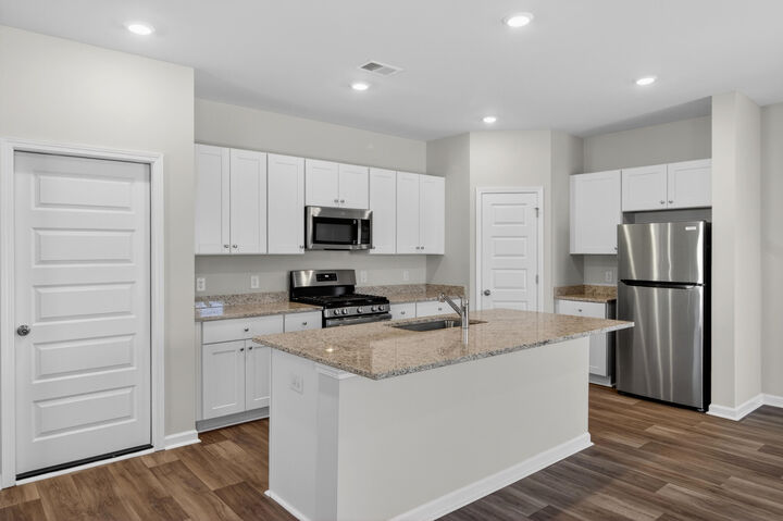 Property Photo:  376 Pine Crest View Drive  SC 29486 