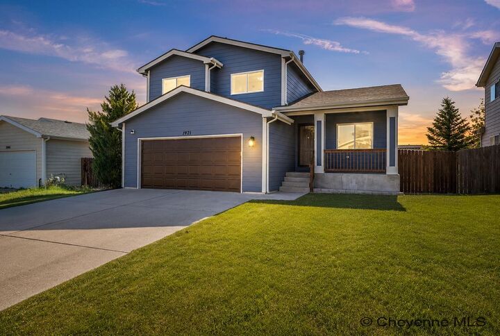 Property Photo:  1921 Appaloosa Dr  WY 82001 