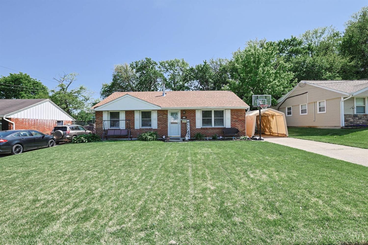 Property Photo:  2693 Merriway Lane  OH 45231 