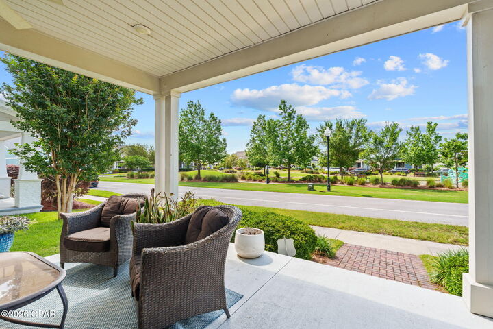 Property Photo: 1224 Finch Street FL 32405