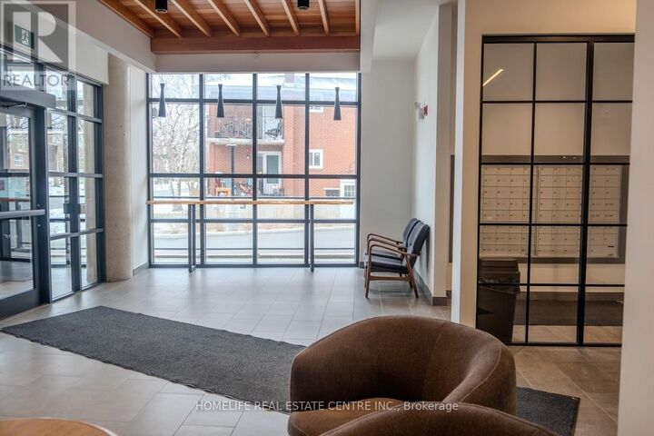 Property Photo:  312 Erb Street West 105  ON N2L 0K9 