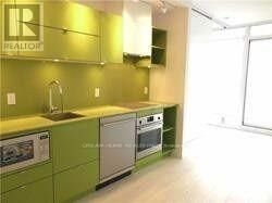 Property Photo:  125 Peter Street 2110  ON M5V 2G9 