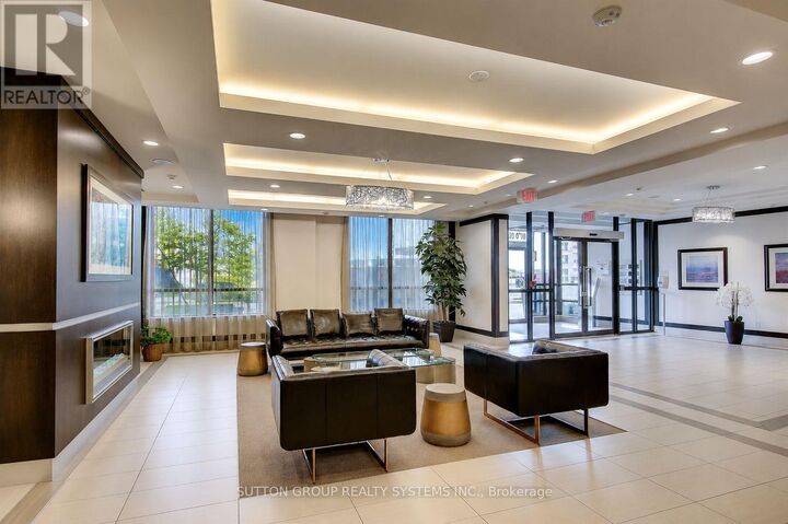 Property Photo:  1070 Sheppard Avenue West Ph11  ON M3J 0G8 
