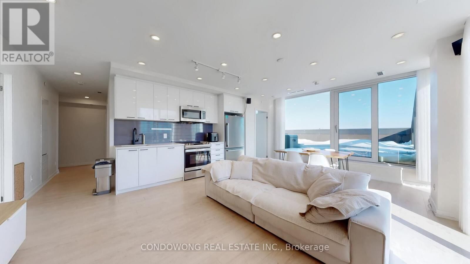 Property Photo: 1808 St Clair Avenue West 1101 ON M6N 0C1