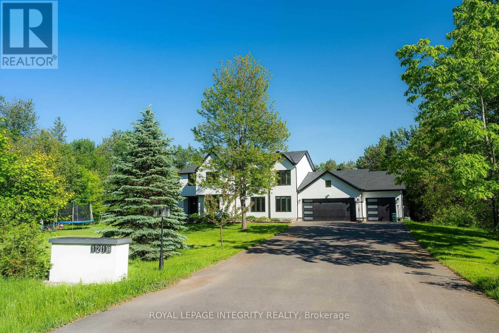 Property Photo:  1218 Rideau Bend Crescent  ON K4M 1B5 