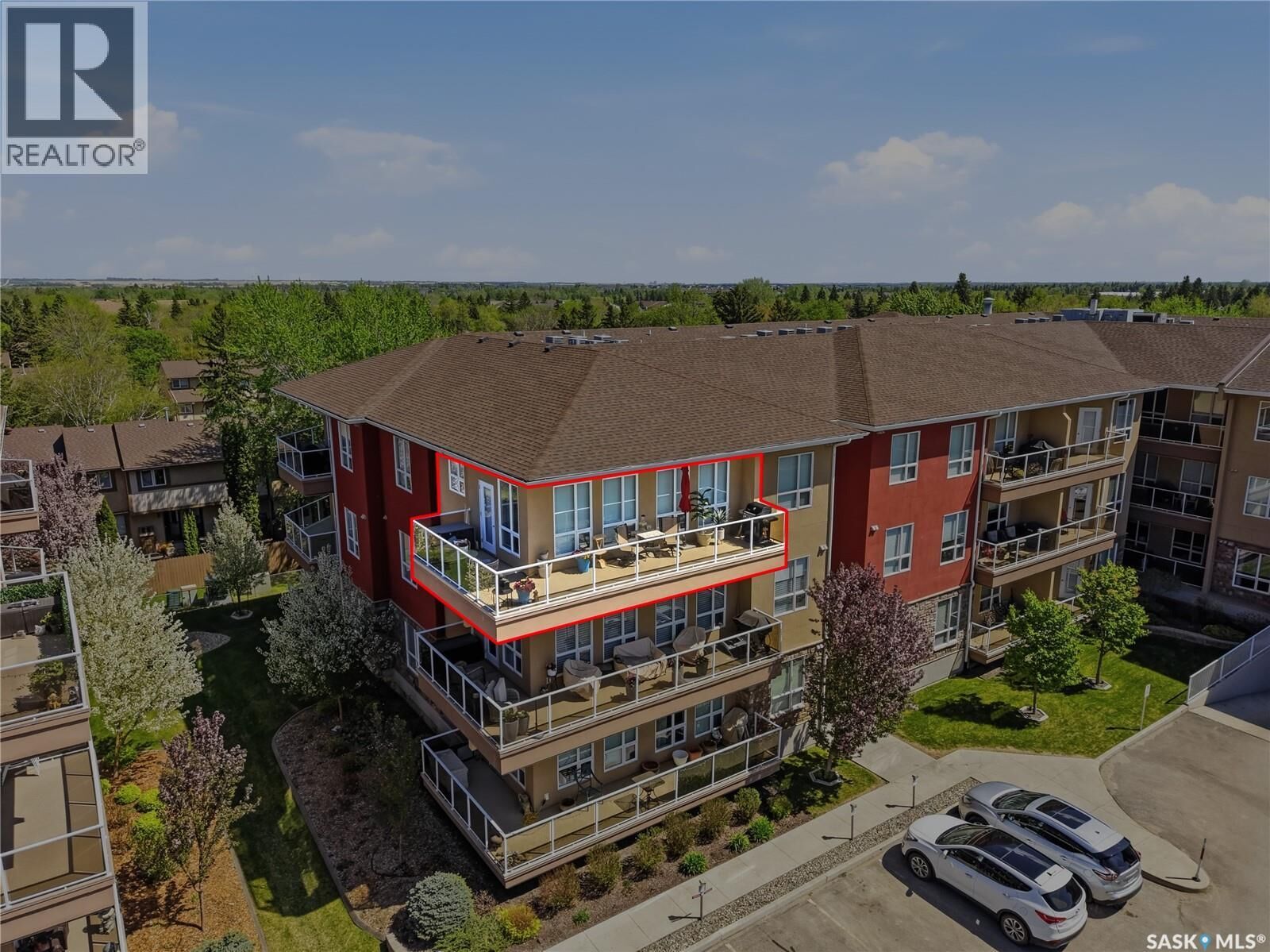 Property Photo:  305 1025 Moss Avenue  SK S7H 5A6 