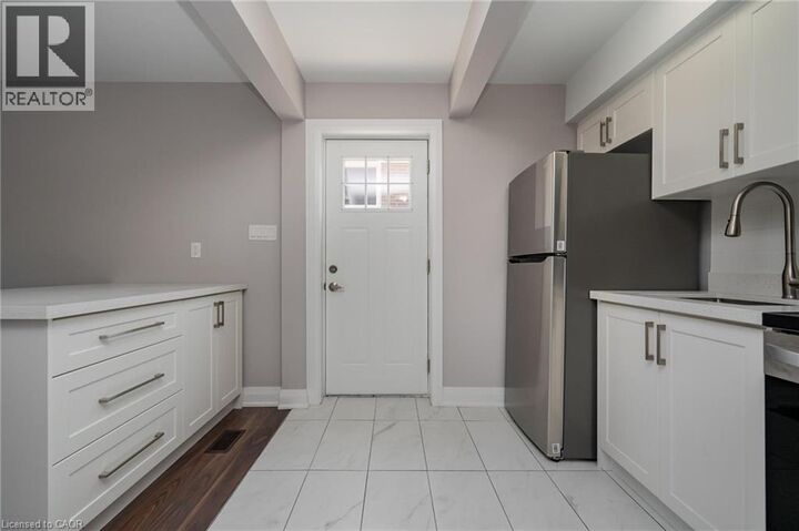 Property Photo:  208 Giltspur Drive  ON M3L 1N5 