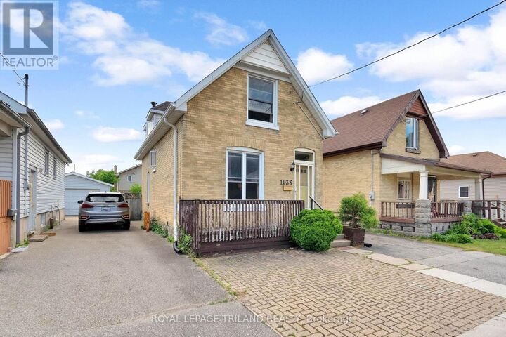 Property Photo:  1033 Trafalgar Street  ON N5Z 1G5 