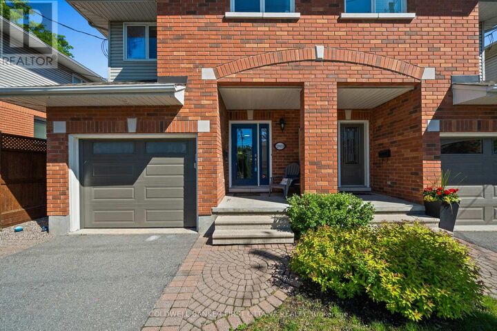 Property Photo: 2803 St. Stephen'S Street ON K2B 1B6
