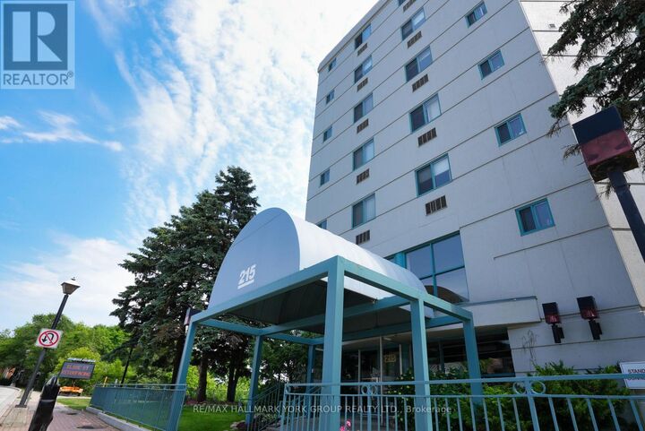 Property Photo:  217 Dunlop Street East 703  ON L4M 1B2 