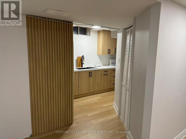 Property Photo:  421 Elson Street Bsmt  ON L3S 4T8 