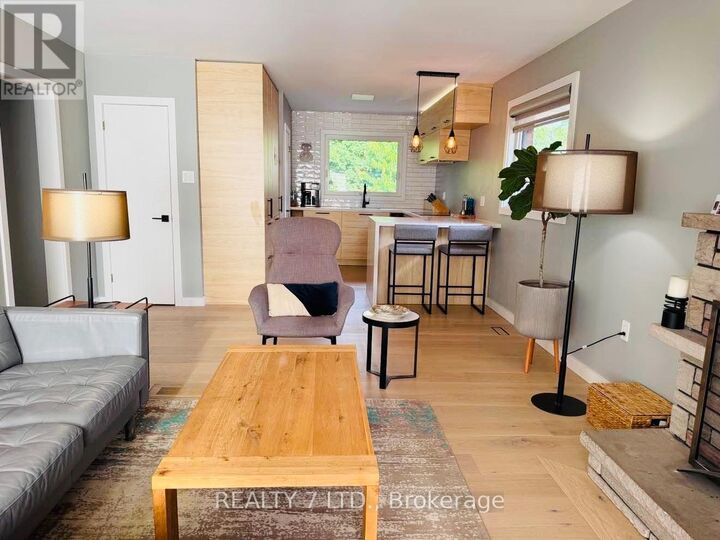 Property Photo: 139 Sunrise Drive ON L8K 4C7
