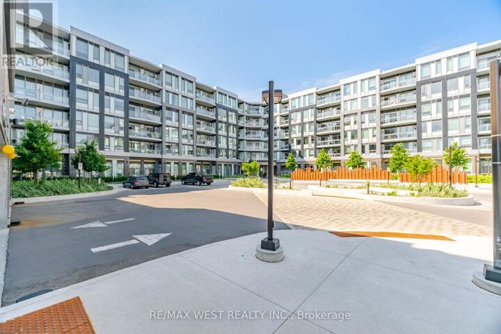 Property Photo:  2501 Saw Whet Boulevard 311  ON L6M 5N2 
