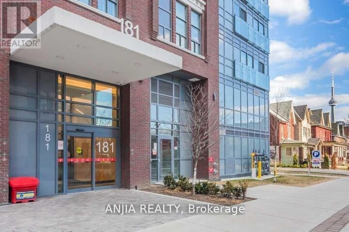 Property Photo: 181 Huron Street Lph07 ON M5J 1B7