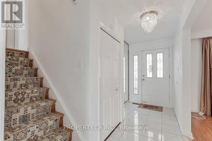 Property Photo: 45 Lissom Crescent Main ON M2R 2P2