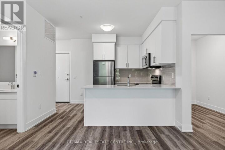 Property Photo:  1100 Lackner Place 205  ON N2A 3R2 