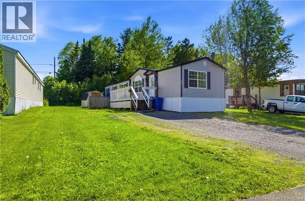 Property Photo:  21 Leslee Drive  NB E3B 6W6 