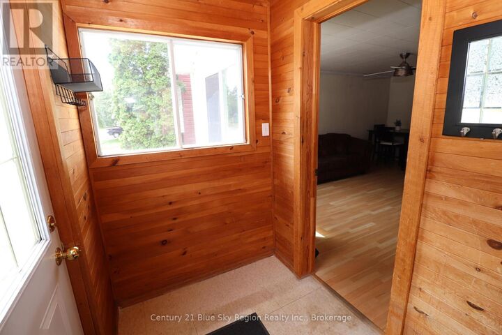 Property Photo: 463 McLeod Street ON P1B 5S7