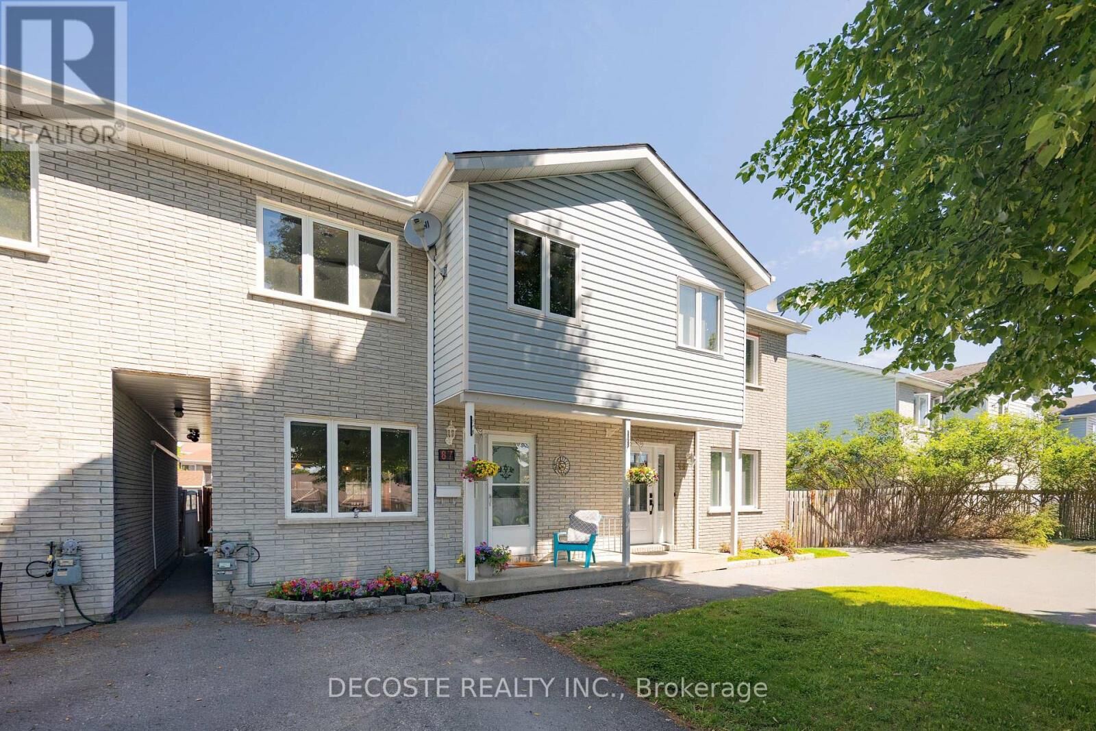 Property Photo:  87 St George Street East  ON K0C 1A0 