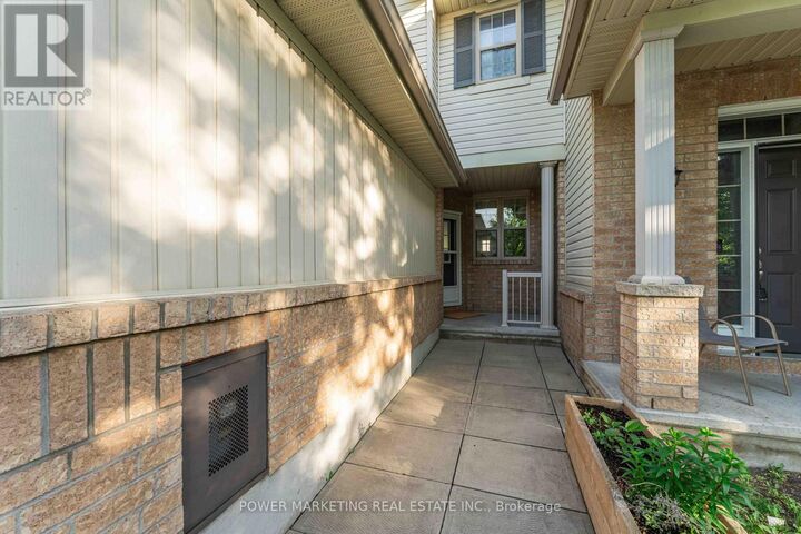 Property Photo:  326 Applecross Crescent  ON K2K 0C4 