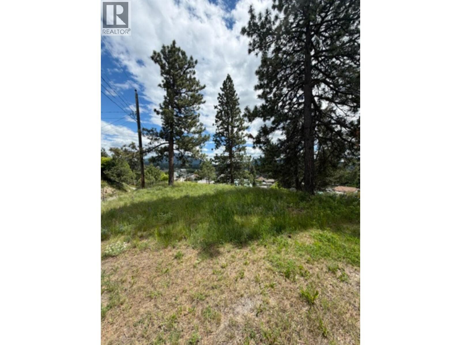 Property Photo:  4th Street Northwest  BC V1C 4A3 