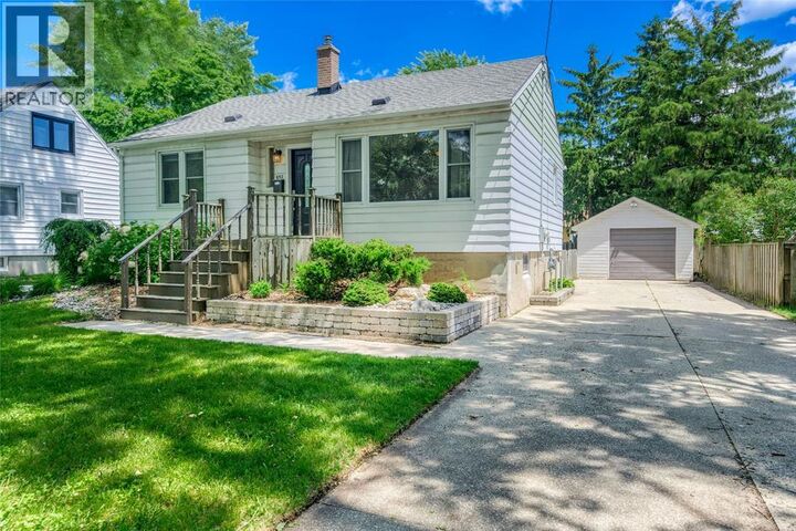 952 Woodland Avenue — photo 1