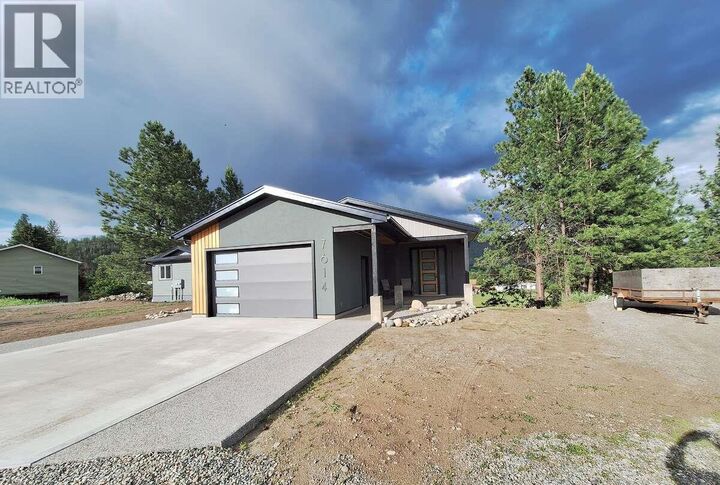 Property Photo: 7614 McCallum View Drive BC V0H 1H2