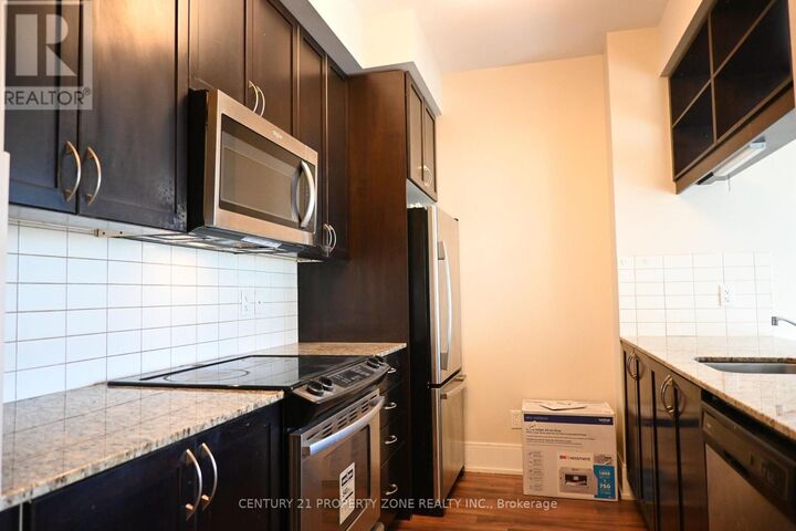 Property Photo:  15 Viking Lane 309  ON M9B 0A1 