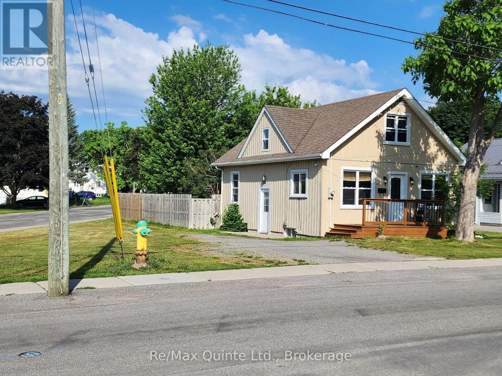 Property Photo:  42 Ponton Street  ON K8P 3T6 