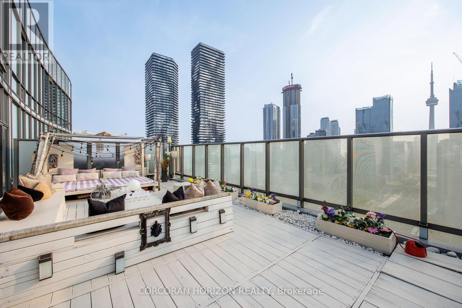 Property Photo: 1 Market Street Ph01 ON M5E 0A2